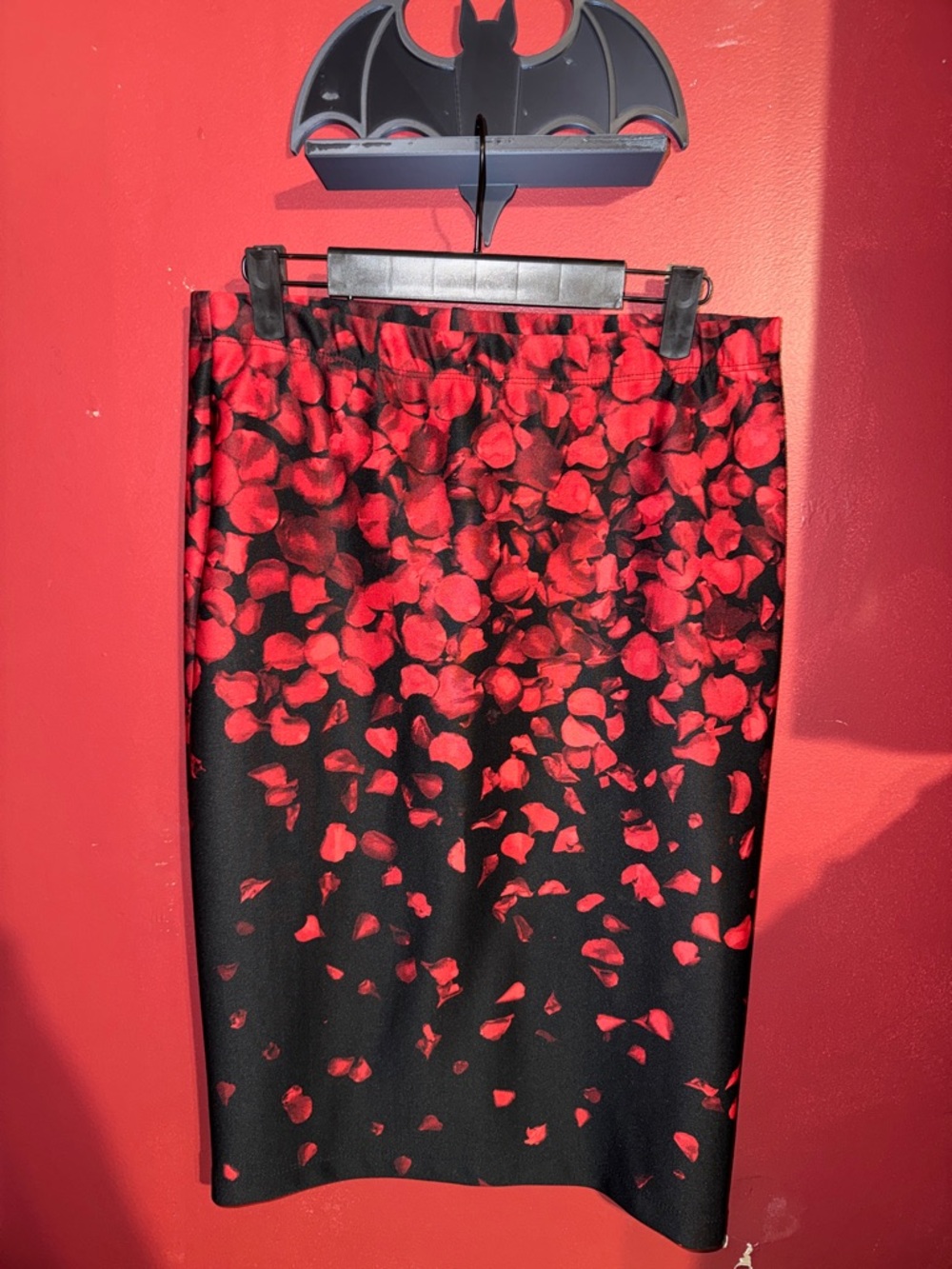 Red Petal-Print Pencil Skirt - Women